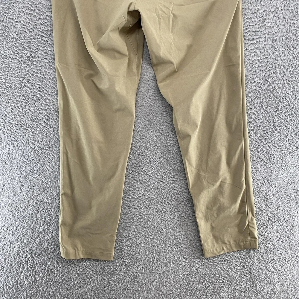 Lululemon Commission Pants Mens 38x32 Beige Stretch Chino Golf Office Work Taper